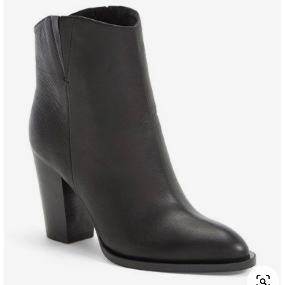 Vince Irving black leather cowboy booties sz 7.5